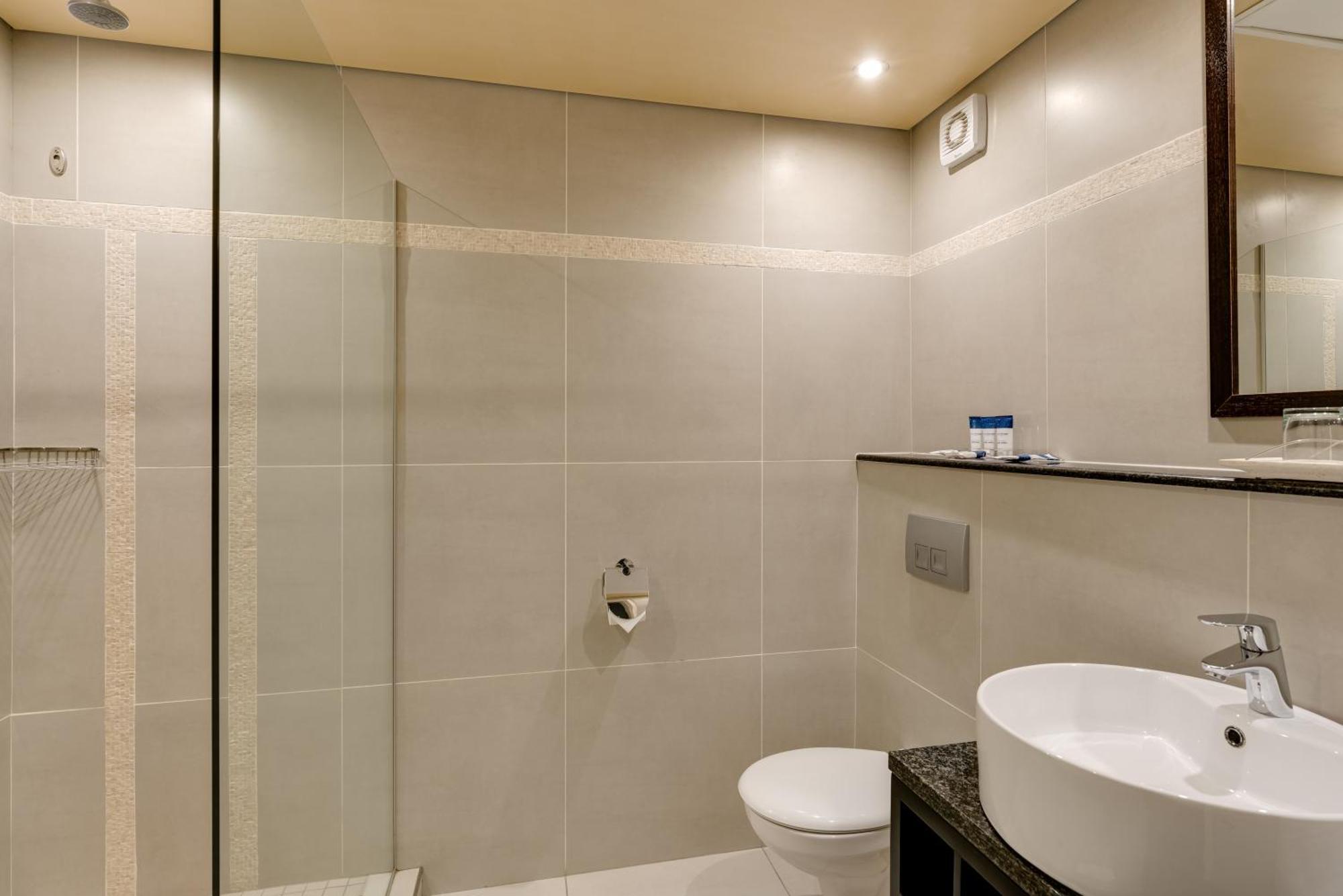 Protea Hotel By Marriott Cape Town Tyger Valley Bellville Exterior photo